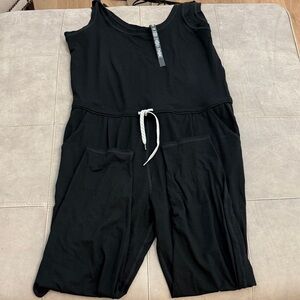 Vuori Black Jumpsuit with White Tie